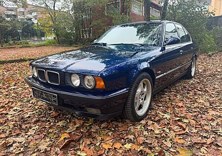 BMW 540i E34 Schalter Individual Mauritiusblau M5 Br