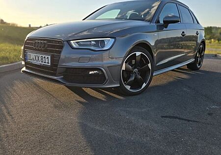 Audi A3 1.6 TDI S line Sportback / TÜV NEU / Keramik