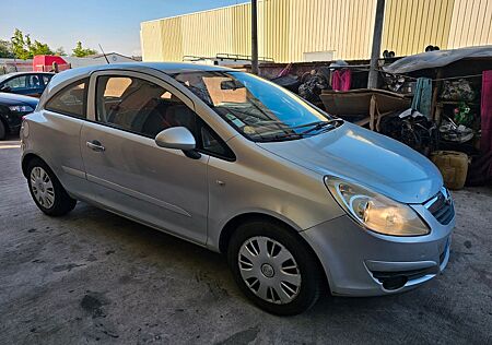 Opel Corsa 1.3 CDTI 75PS MIT CLIMA