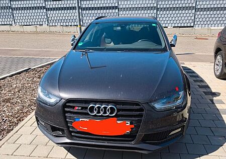 Audi S4 3.0 TFSI S tronic quattro Avant -