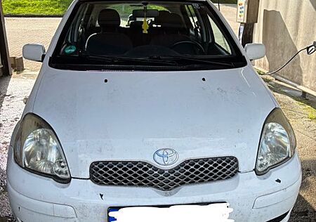 Toyota Yaris 1.3 -