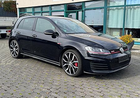 VW Golf Volkswagen GTI Performance BMT 2.0 TSI LED+SHZ+PDC+