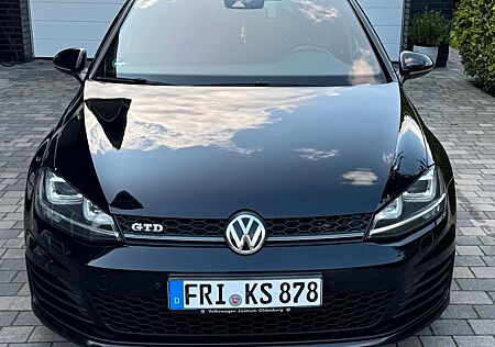 VW Golf Volkswagen 2.0 TDI GTD / Standheizung / Xenon / Voll