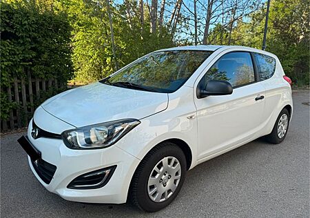 Hyundai i20 FIFA World Cup Edition