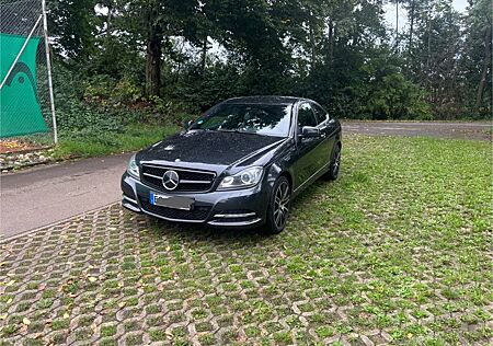 Mercedes-Benz C 250 BlueEFFICIENCY Coupé Autom. -