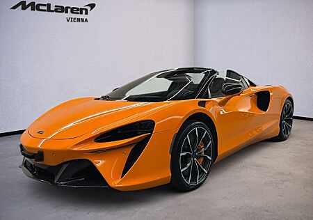 McLaren Artura Spider/ Orange/Carbon Fibre Pack