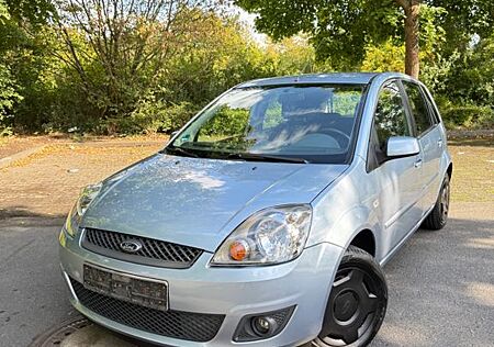 Ford Fiesta 1,4 16V Ghia Ghia