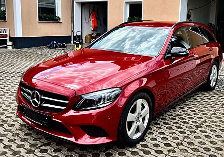 Mercedes-Benz C 220 d 4MATIC T Autom. -