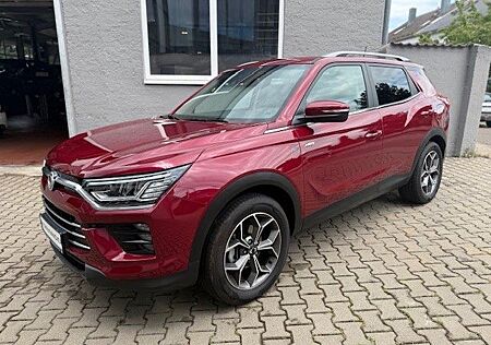 SsangYong Korando Ruby 4WD AT mit AHK/LED/NAVI/ACC