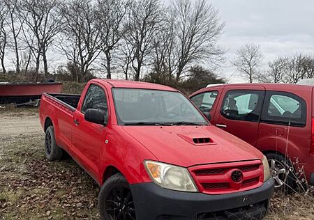 Toyota Hilux 2.5D-D4, S-CAB 2WD