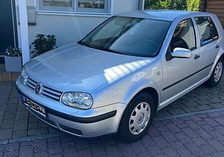 VW Golf Volkswagen 1.6 Basis Basis