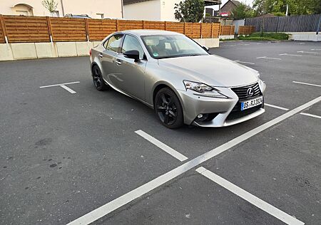 Lexus IS 300 IS 300h Amazing Edition | 18 Zoll | REIFEN NEU