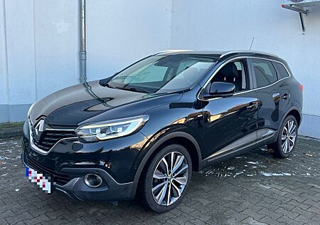 Renault Kadjar 1.5 Bose Automatik *LEDER+KAMER+PANO+LED*