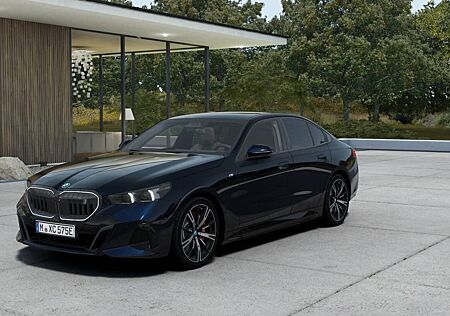 BMW i5 xDrive40 Lim. M-Sport Pro NP:103.950,- B&W/Hi