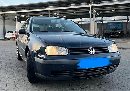 VW Golf Volkswagen 1.4 TÜV NEU
