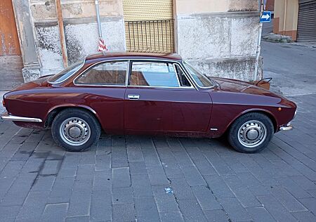 Alfa Romeo GT 1300 Junior