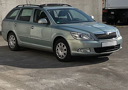 Skoda Octavia NeuZahnriem ,1-Hand,Klima,Tempo,PDC,EGSD,Tüv9/27