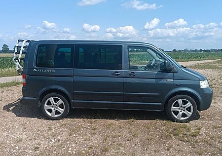 VW T5 Multivan Volkswagen Atlantis