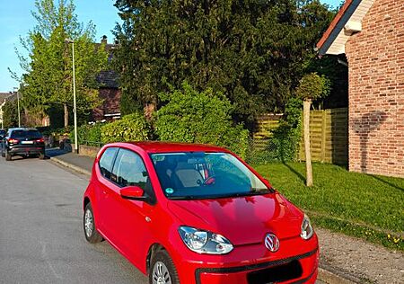 VW Up Volkswagen ! 10.000km / TÜV/ Scheckheft/ Wie NEU