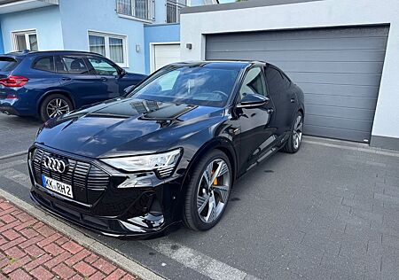 Audi e-tron 55 quattro S line S line