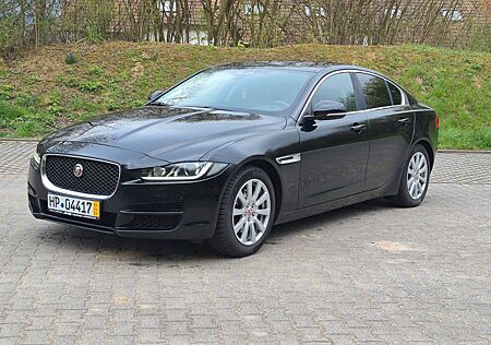 Jaguar XE 20d 180PS Prestige Automatik Prestige