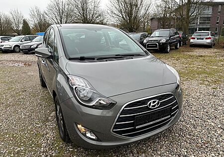 Hyundai ix20 Space Plus 1.6 Automatik NAVI*PANO*SHZ*AHK