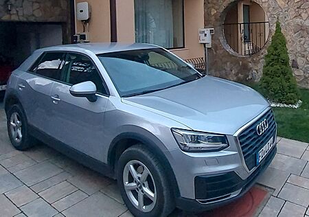 Audi Q2 TDI S-tronic LEDER AHK SHZ NAVI ASSIST-PAKET