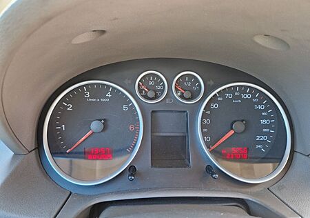 Audi A2 1.4 -