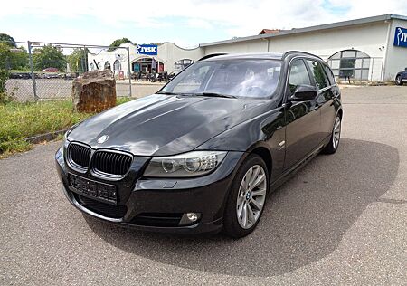BMW 330i xDrive Touring Edition Exclusive /Automatik