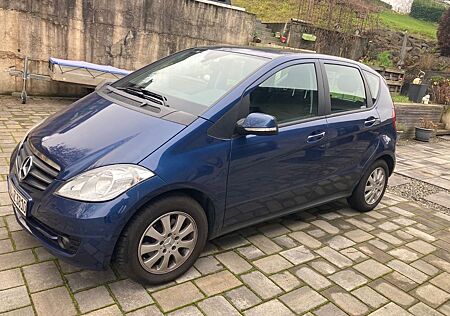 Mercedes-Benz A 160 CDI Autotronic -