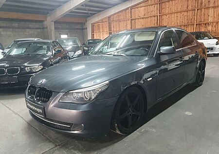 BMW 525i Lim. / Navi_PDC_AHK_SHD_Alu