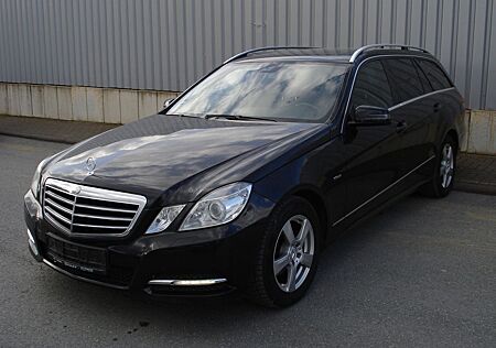 Mercedes-Benz E 220 CDI T BlueEFFICIENCY AVANTGARDE