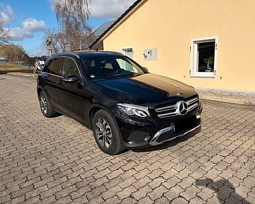 Mercedes-Benz GLC 220 d 4Matic  Exclusive /AMG-Line Interieur