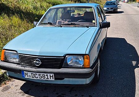 Opel Ascona 1.6 D Luxus
