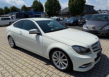 Mercedes-Benz C 220 CDI Coupe BlueEfficiency