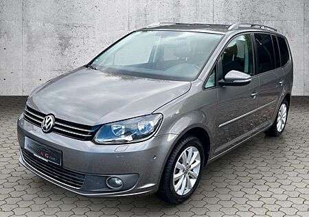 VW Touran Volkswagen 1.6 TDI DSG Highline*Kamera*Navig.*Sitzh.