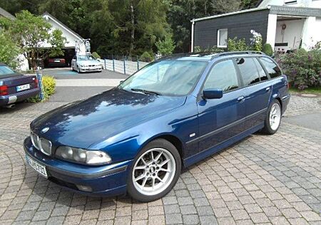 BMW 525i Touring