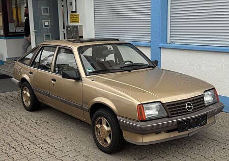 Opel Ascona 1.8 Automatik 2.hand H-Kenzeichen