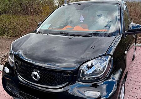 Smart ForFour 1.0 TÜV bis 09/2027 Panorama-Glasdach