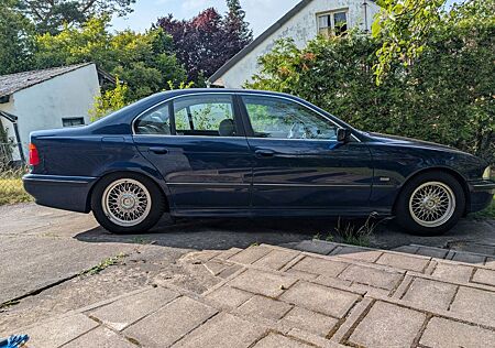 BMW 528i E39