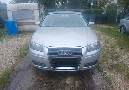 Audi A3 1.6 , tüv bis 12/2025 , klima , sport