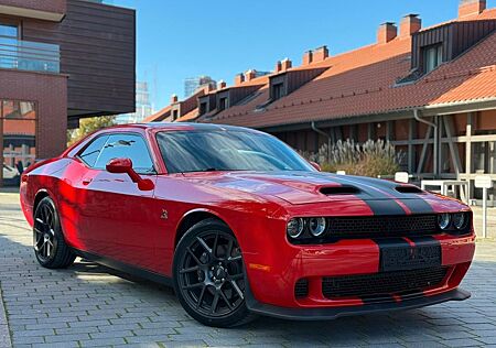 Dodge Challenger Scatpack 392