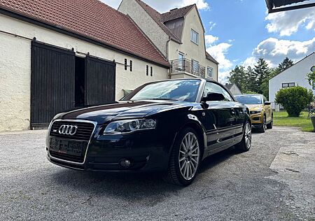 Audi A4 3.2 FSI quattro Cabriolet - S-line
