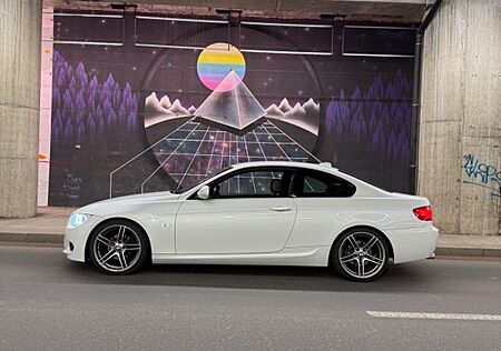 BMW 320i Coupé M Sport Edition M Sport Edition