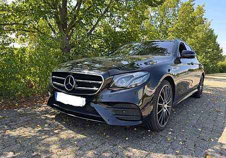 Mercedes-Benz E 300 de T 2xAMG Paket, Multi Beam, Pano, HUD,