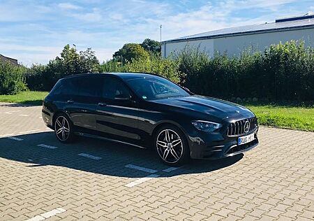 Mercedes-Benz E 220 d T Autom. -