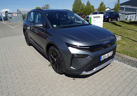 Skoda Elroq 50 Tour, Klima, ZV, Kamera mit Parkschaden