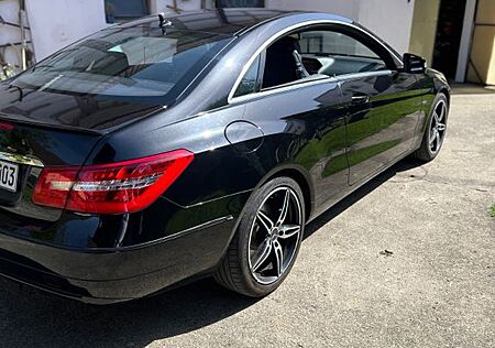 Mercedes-Benz E 200 Coupé BlueEFFICIENCY AVANTGARDE ...
