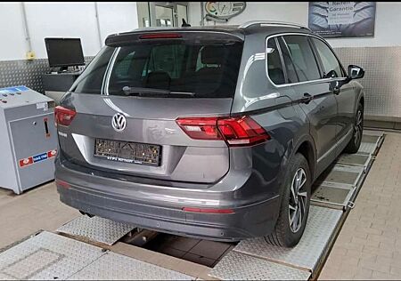VW Tiguan Volkswagen Sound 1.4TSI/PANO/STHZ/ActiveInfo
