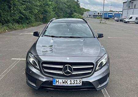 Mercedes-Benz GLA 220 d 4MATIC DCT AMG Line AMG Line